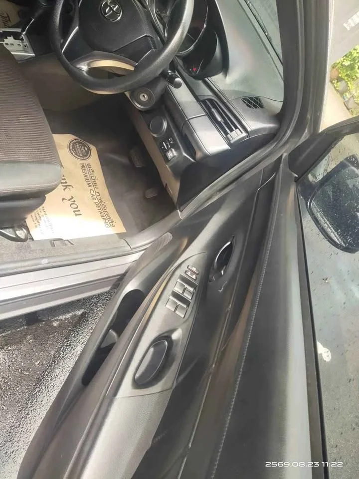 2014 Toyota Yaris III 3