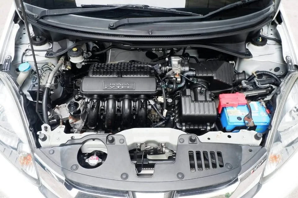 2015 Honda Mobilio II 3