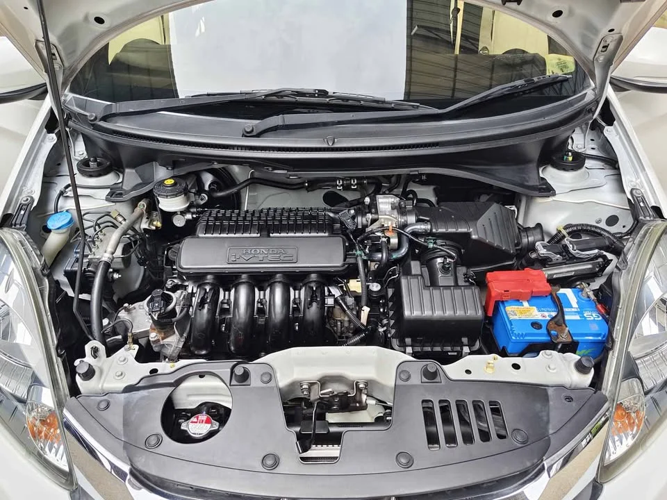 2015 Honda Mobilio II 2