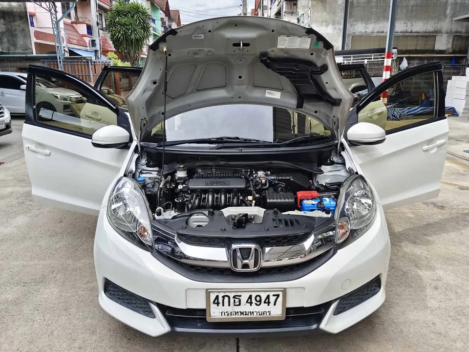 2015 Honda Mobilio II 3