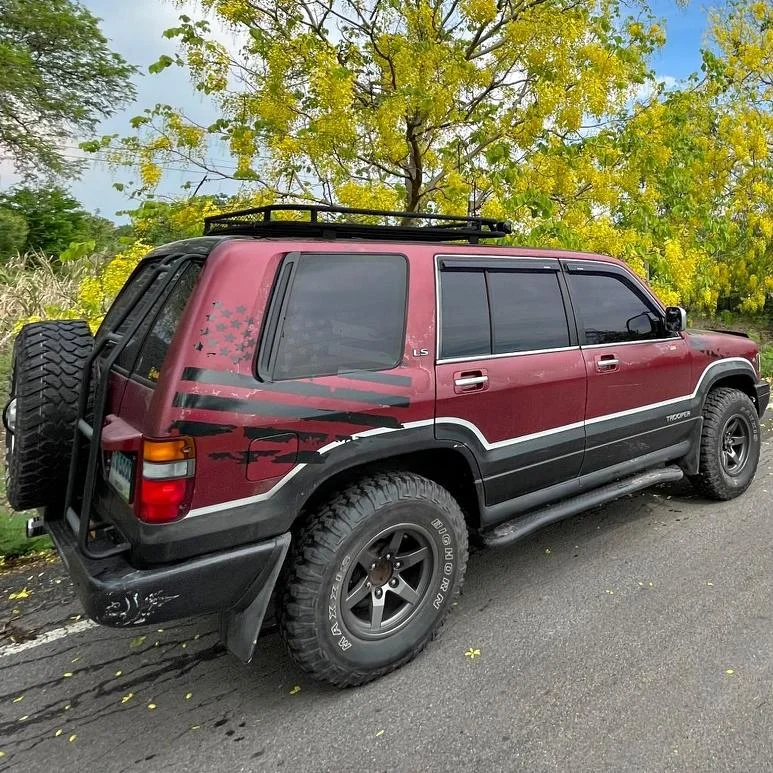 1995 Isuzu Trooper II 2