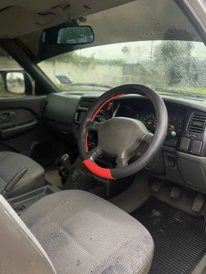 2001 Mitsubishi Strada III 3