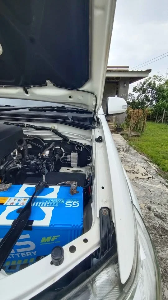 2013 Toyota Hilux VII 3
