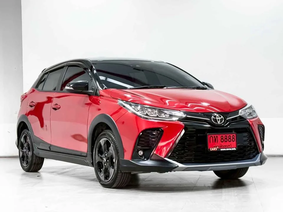 2022 Toyota Yaris III 2