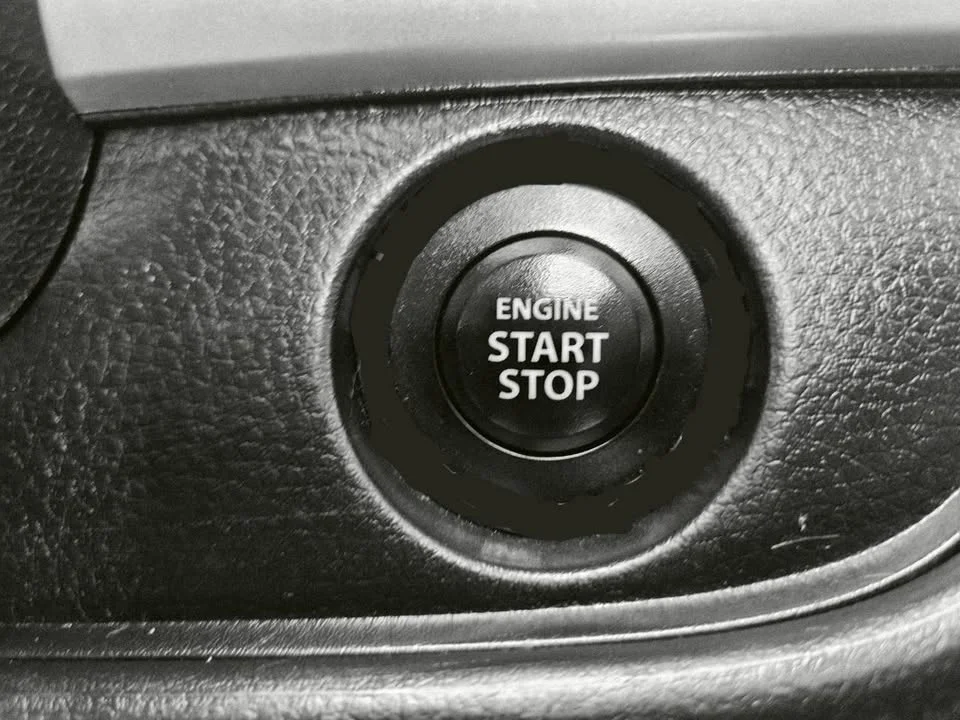 2012 Suzuki Swift II 2