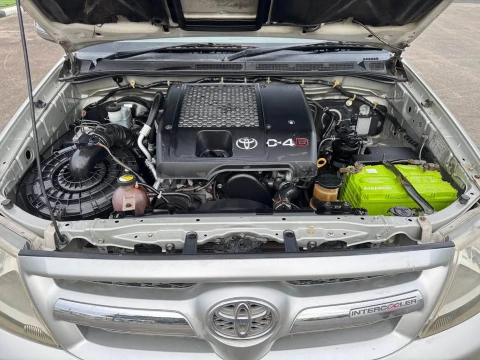 2006 Toyota Hilux VII 2