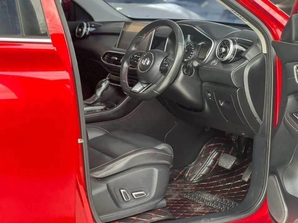 2019 MG HS 3