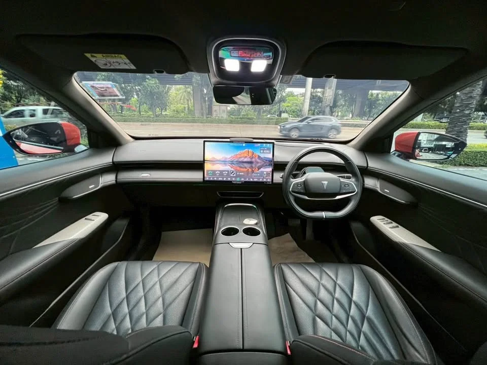 2024 Deepal S07 3