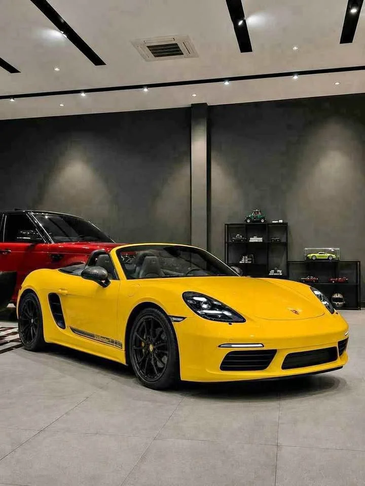 2023 Porsche 718 Boxster and Cayman IV 3