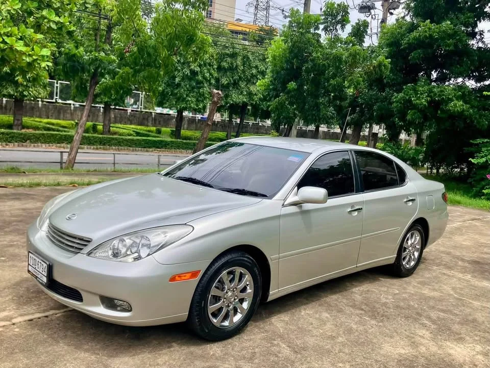 2002 Lexus ES IV 3