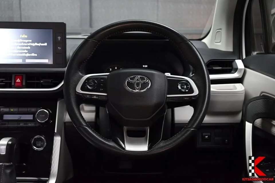 2022 Toyota Veloz III 2