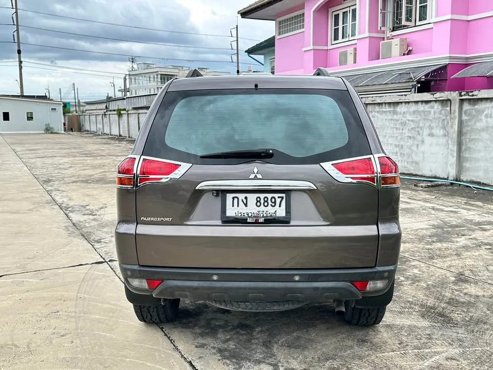 2012 Mitsubishi Pajero Sport II 3