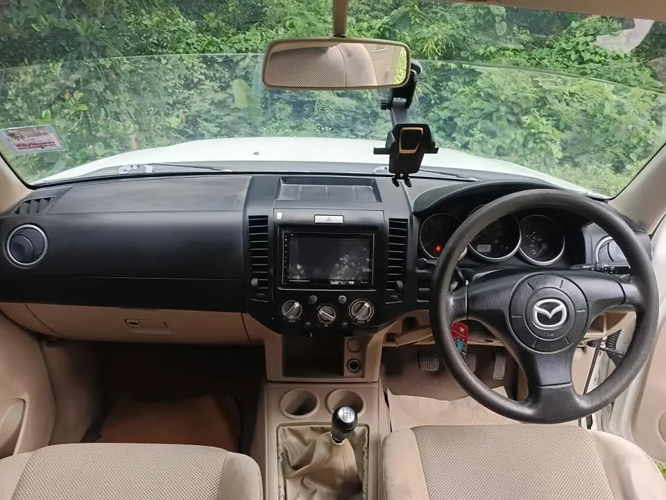 2011 Mazda BT-Series I 2