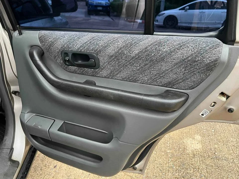 2000 Honda CR-V I 2