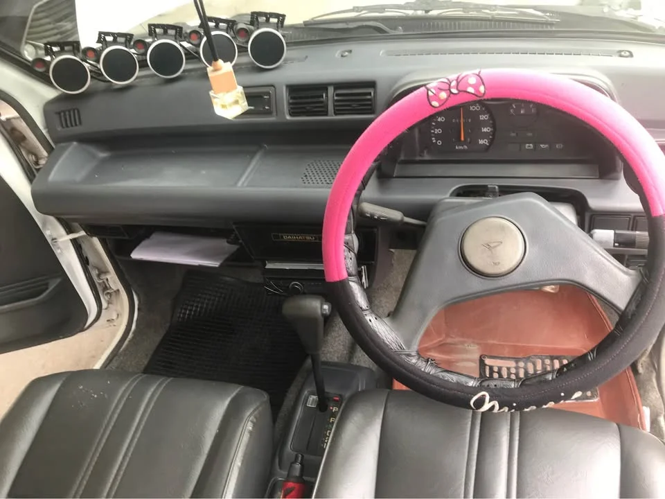 1993 Daihatsu Mira Gino L700 2