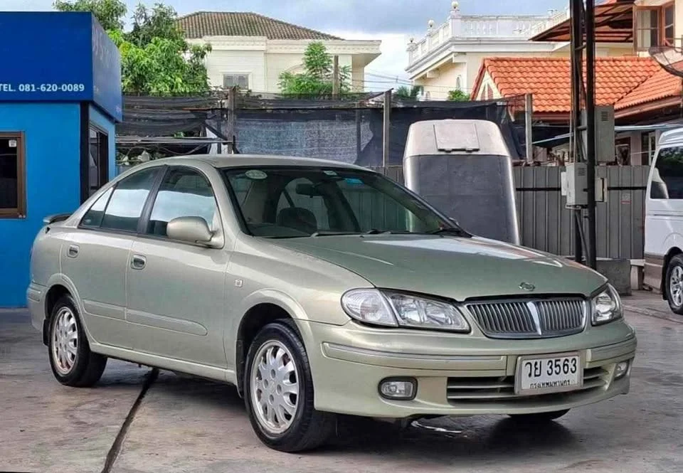 2002 Nissan Sunny N16 3