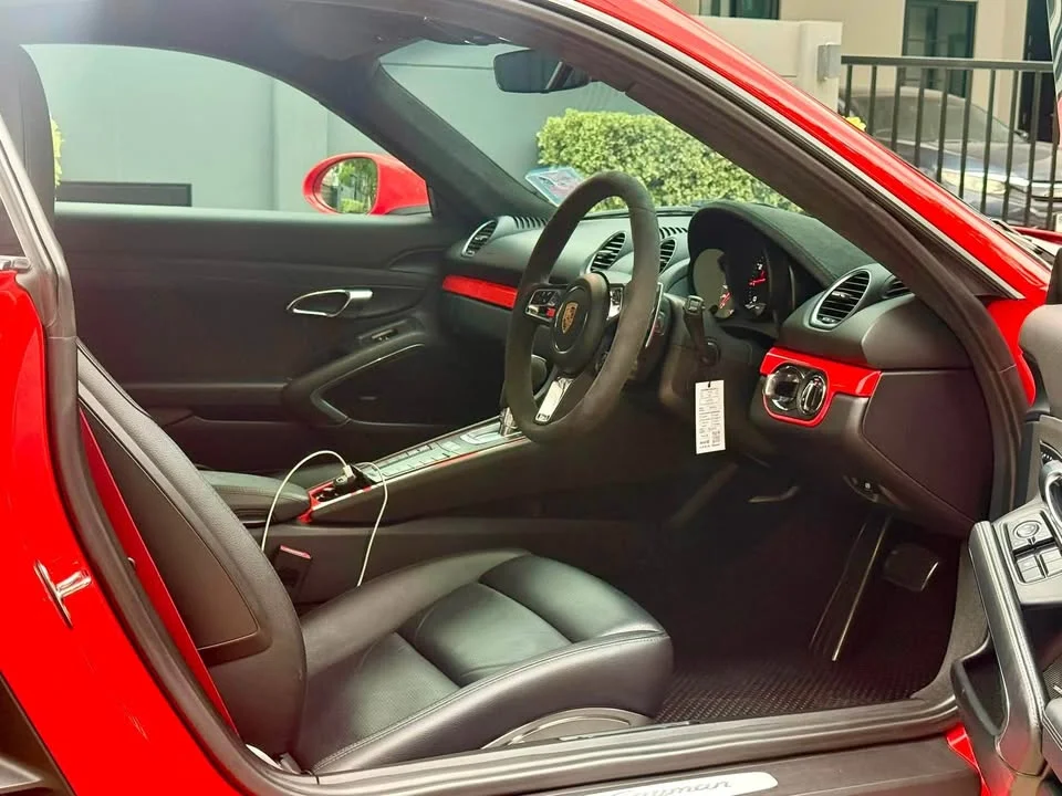 2019 Porsche 718 Boxster and Cayman IV 2