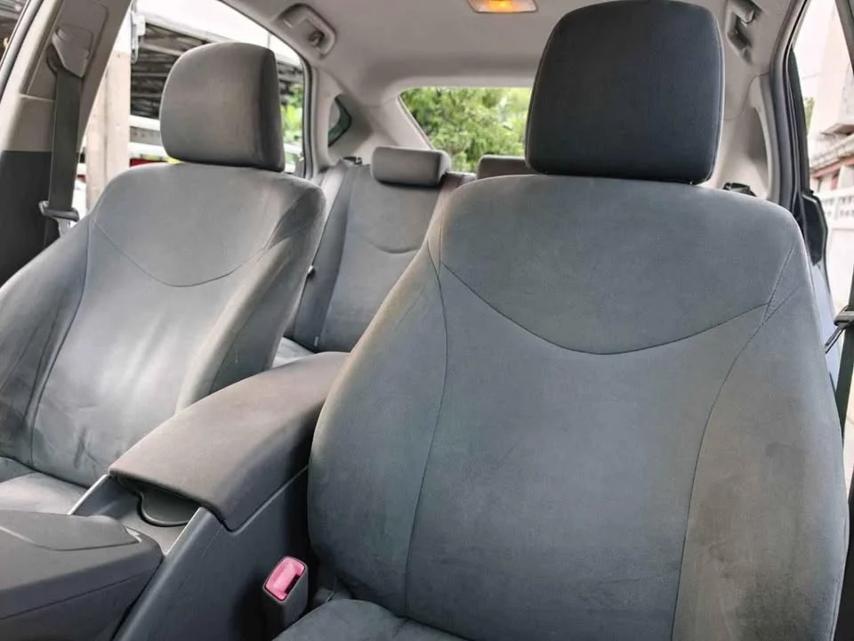 2011 Toyota Prius III 3