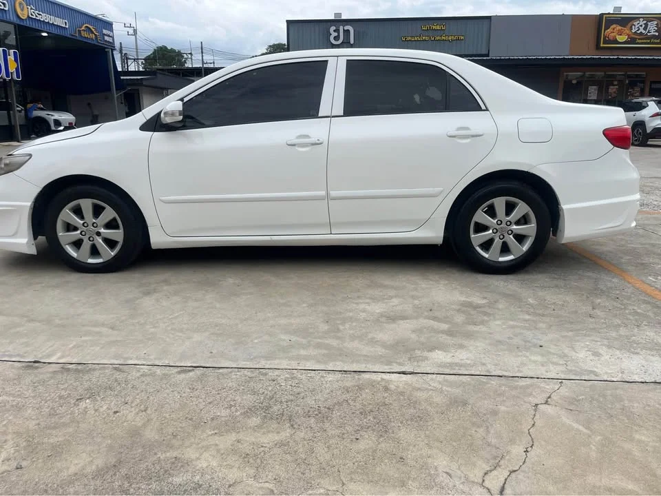 2009 Toyota Corolla Altis X (E140) 3