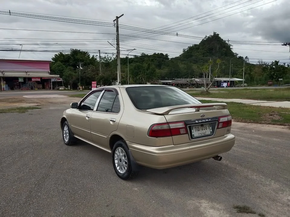 1999 Nissan Sunny IV 2
