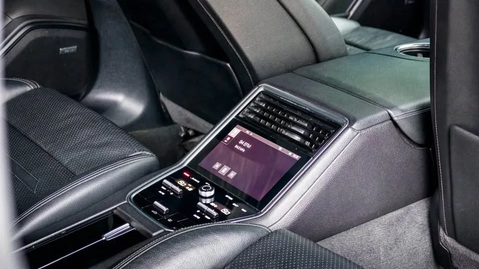 2018 Porsche Panamera II 3