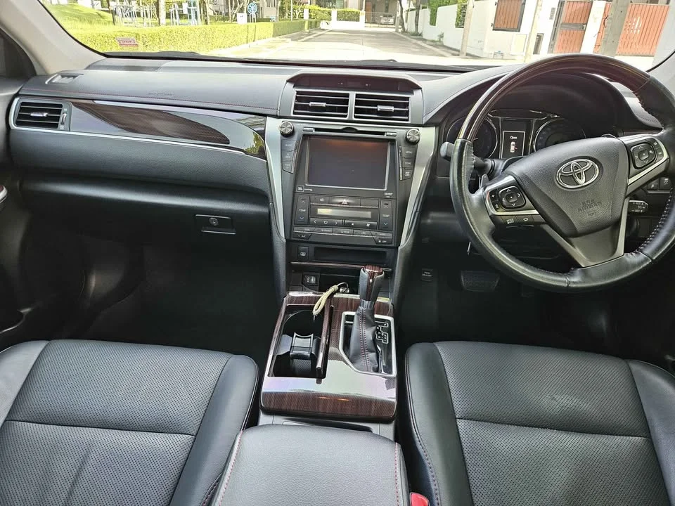 2017 Toyota Camry VII (XV50) 2