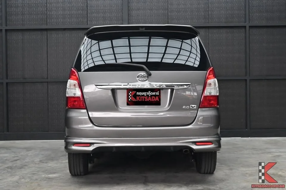 2013 Toyota Innova I 2