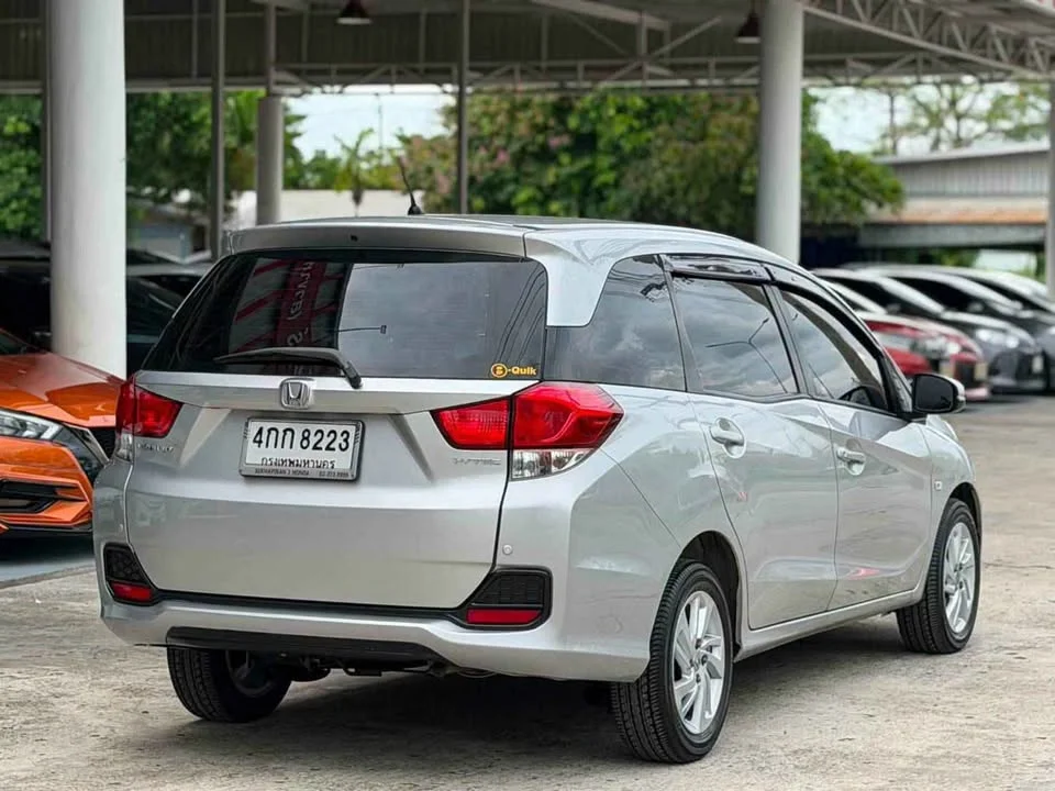 2015 Honda Mobilio II 2