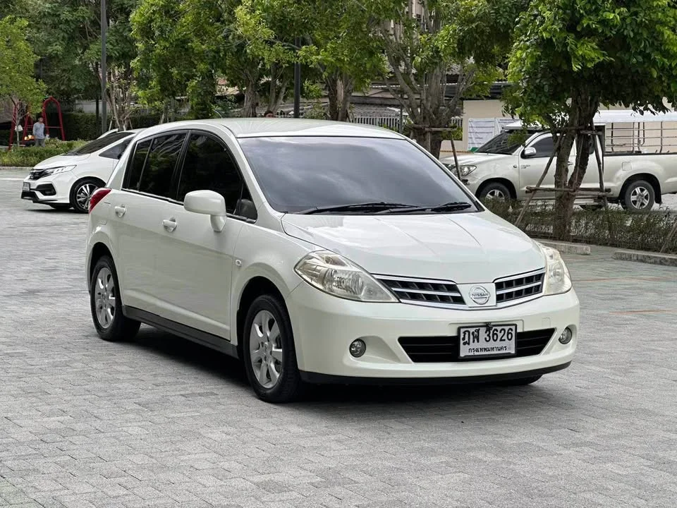 2010 Nissan Tiida I (C11) 3