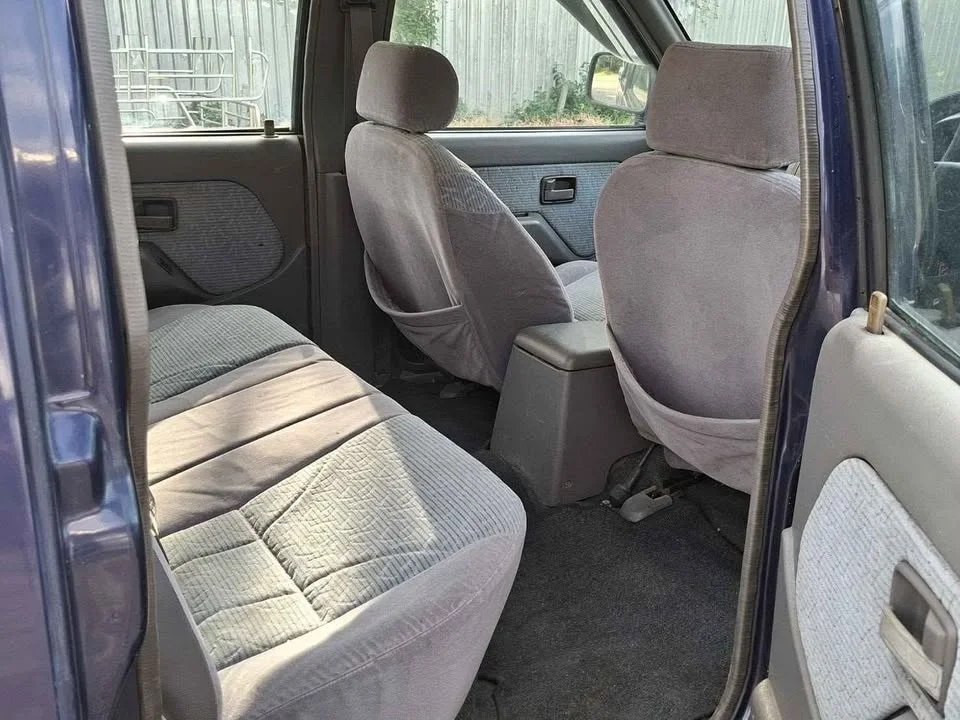 2002 Isuzu Faster Dragon Eyes III 2
