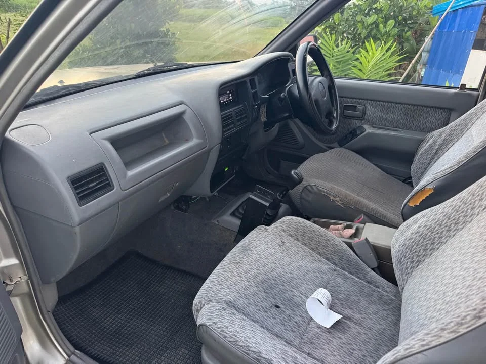 1998 Isuzu Faster Dragon Eyes III 3