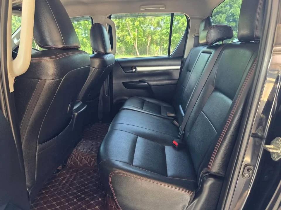 2020 Toyota Hilux VIII 3