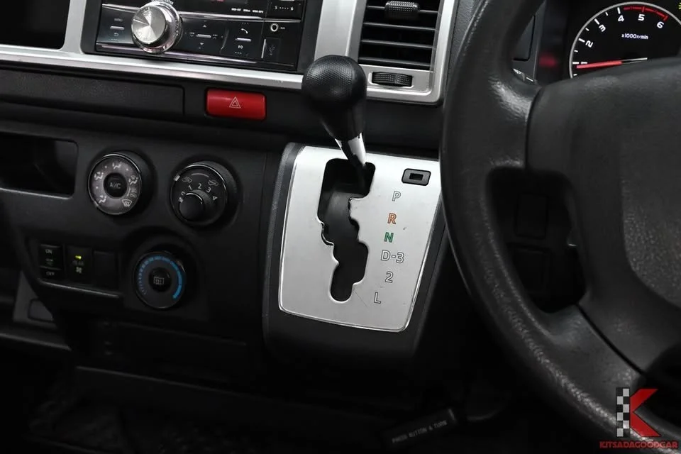 2017 Toyota HiAce V (H200) 2