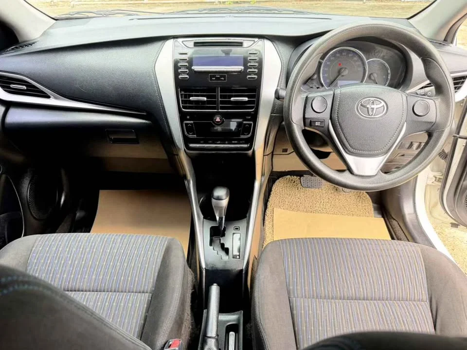 2018 Toyota Yaris ATIV III 2