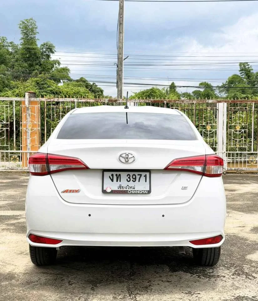 2018 Toyota Yaris ATIV III 3