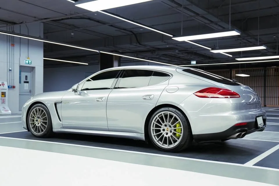 2014 Porsche Panamera I 3