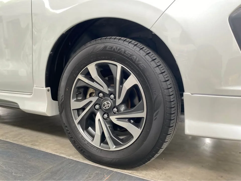2023 Toyota Innova II 2