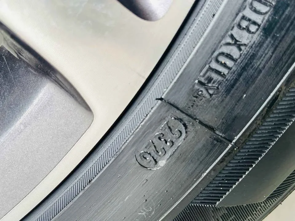 2023 Ford Everest III 2