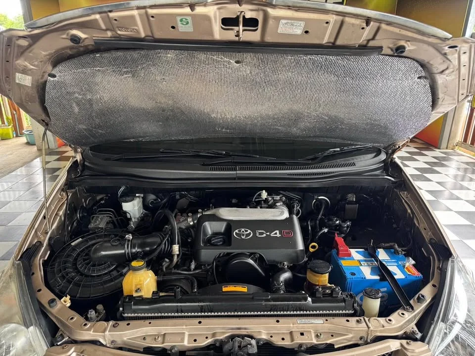 2005 Toyota Innova I 3