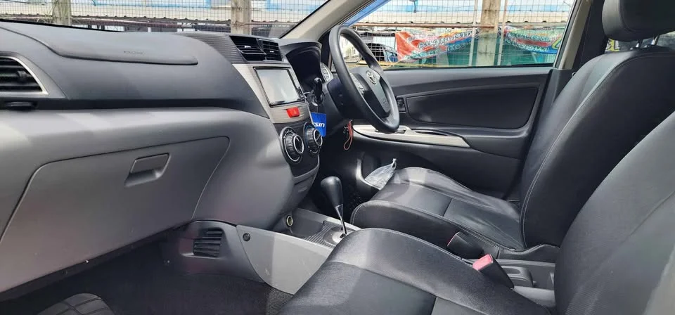 2014 Toyota Avanza II 2