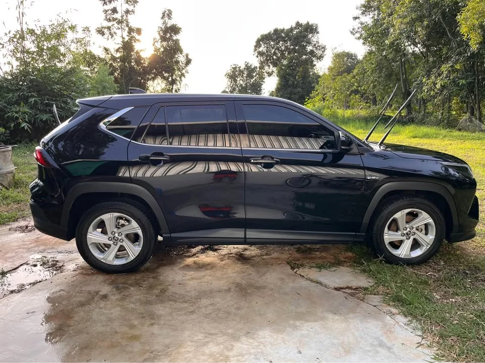 2024 Toyota Yaris Cross AC200 2