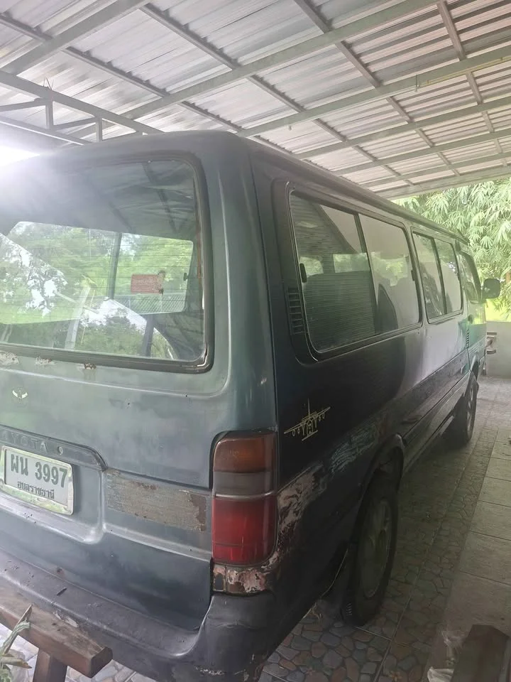 1996 Toyota Commuter IV (H100) 3