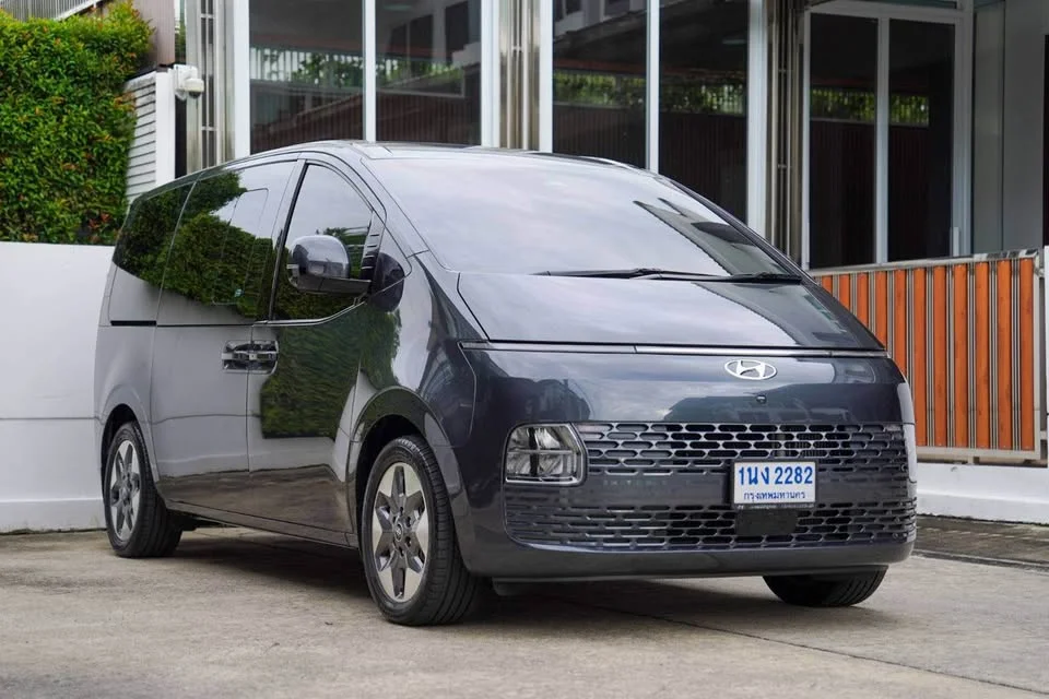 2021 Hyundai Staria US4 3