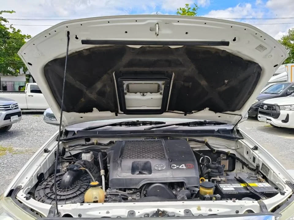 2009 Toyota Fortuner I 3