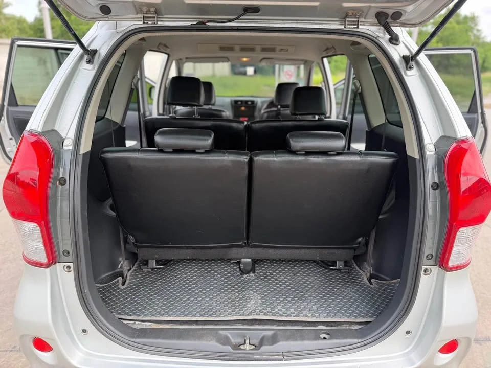2012 Toyota Avanza II 2