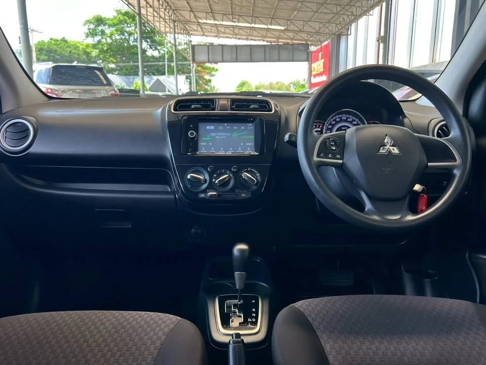 2016 Mitsubishi Mirage VI 3