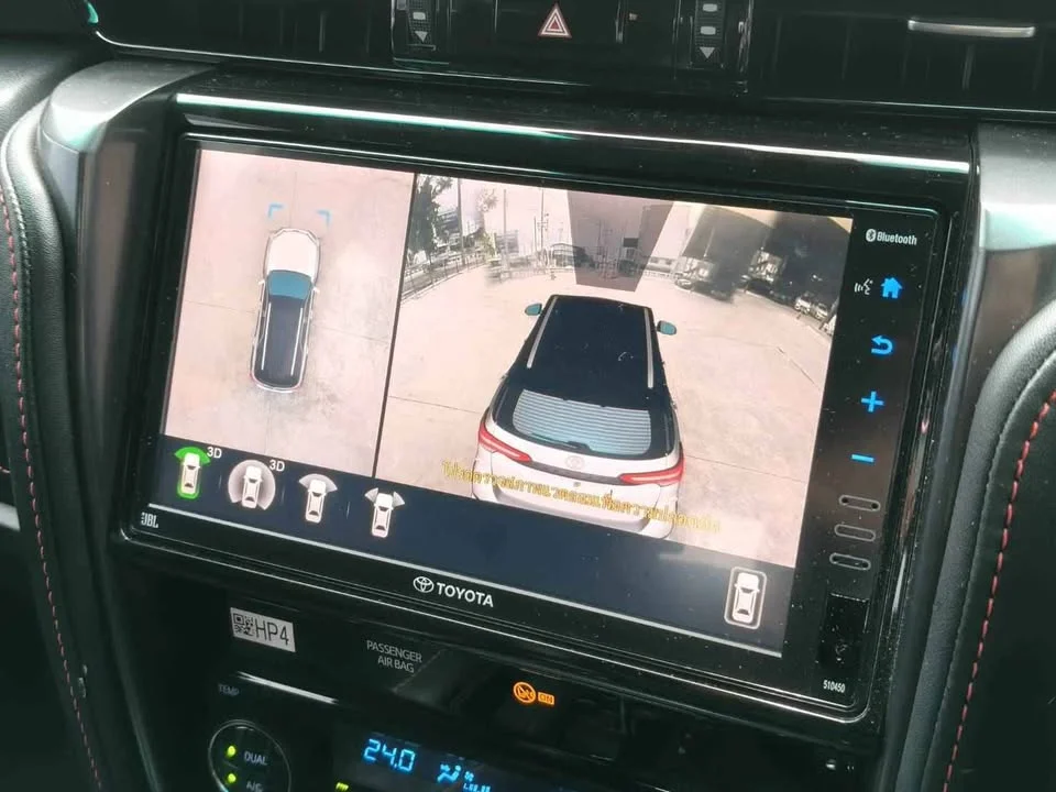 2023 Toyota Fortuner II 3
