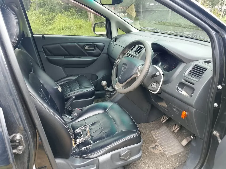 2012 Proton Exora 3