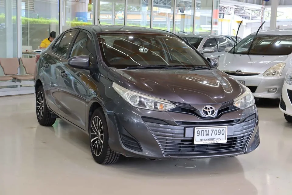 2019 Toyota Yaris ATIV III 2