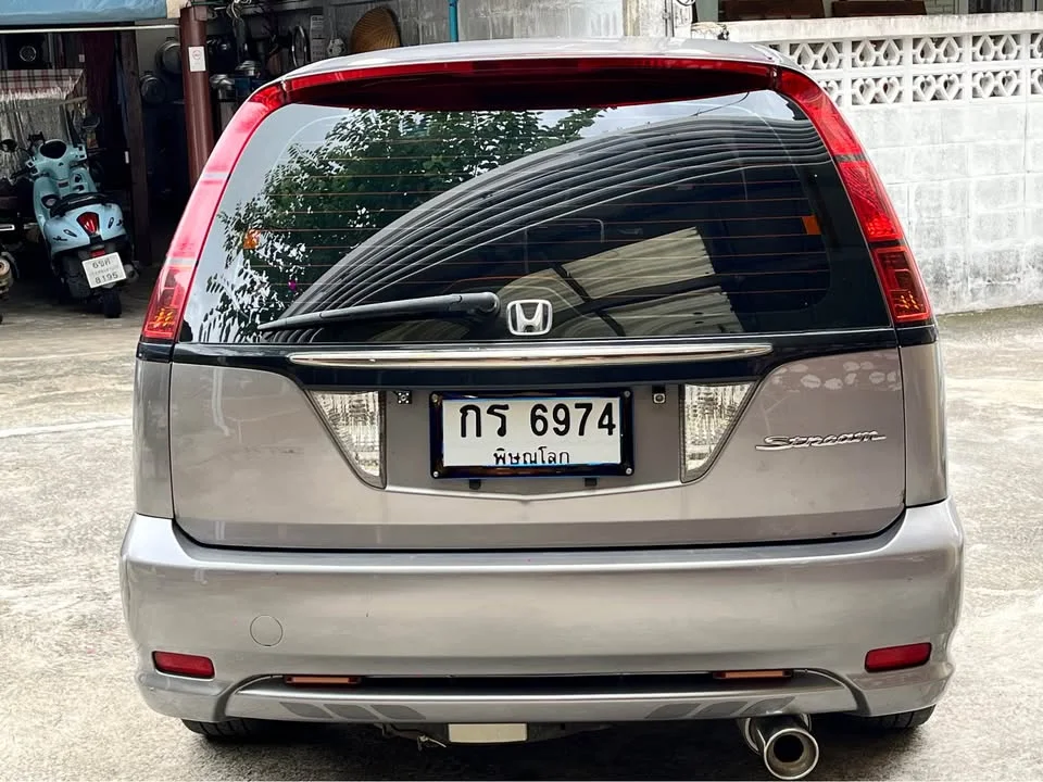2005 Honda Stream I 2